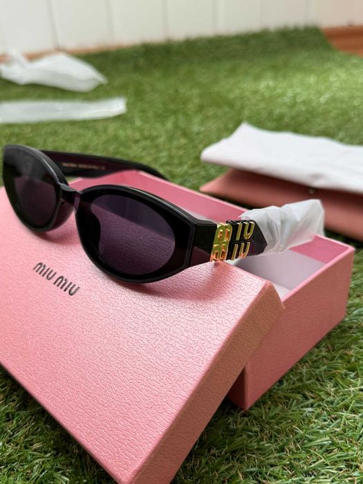 Ochelari de Soare Miu Miu