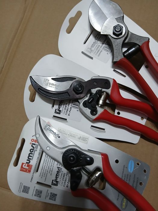 Foarfeca profesionala pentru gradina Fumasi