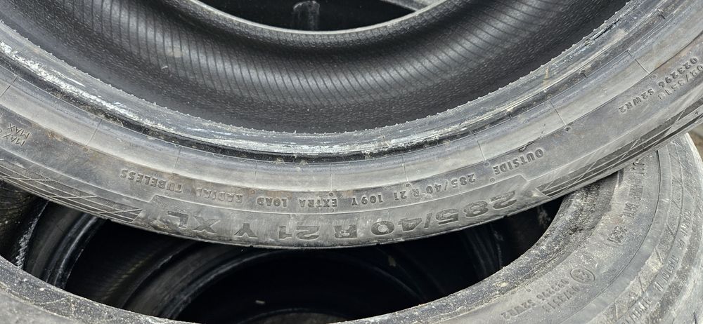 Continental 285/40/21
