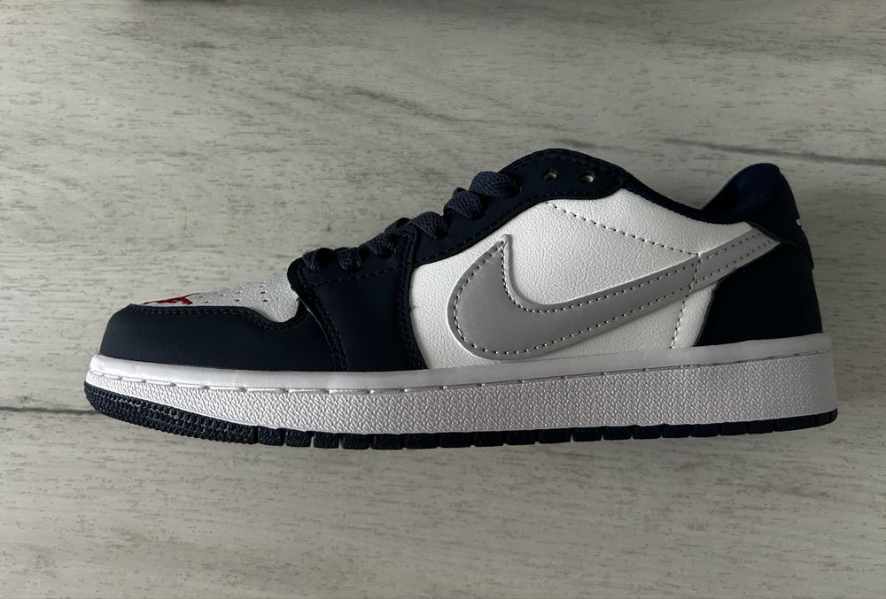 Nike Air Jordan 1 Low Midnight Navy 39