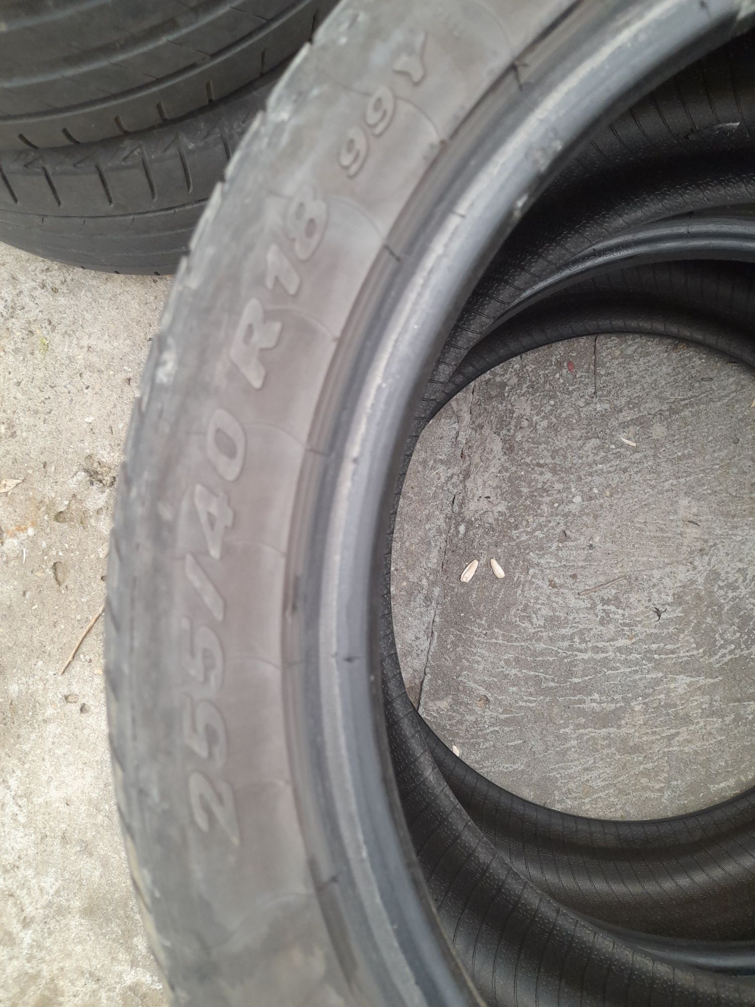Vand 4 anvelope de vara 255 40 r18