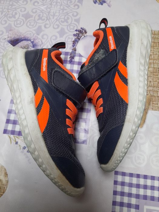 Adidași baieti nr.30