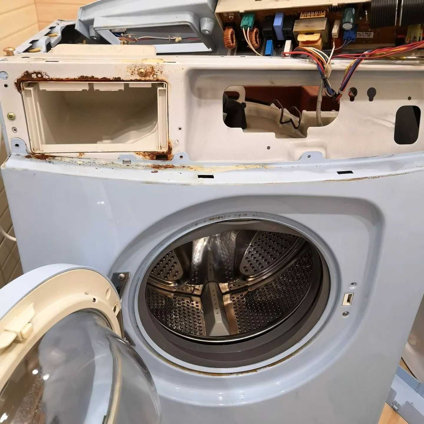 Ремонт стиральных и посудомоечных машин - 1 год гарантии на все работы