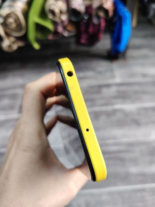 Honor 90 lite, poco m4, spark go telefonlari sotiladi