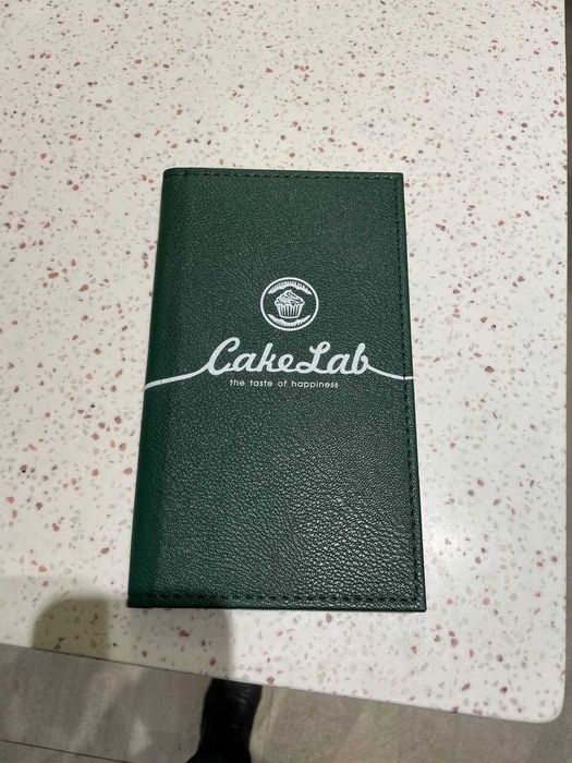 Дизайн и изготовление Кожаных книг с логотипом для ресторана и кафе!