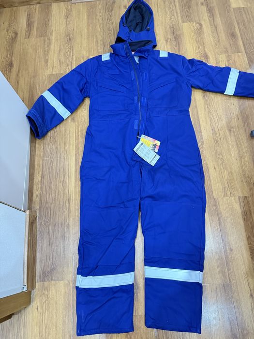 Portwest зимний комбинезон новый