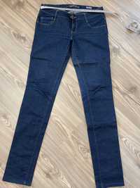 Pantaloni blugi Zara