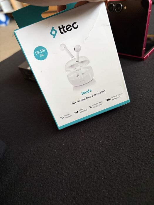 Z Flip7 Samsung Coralred