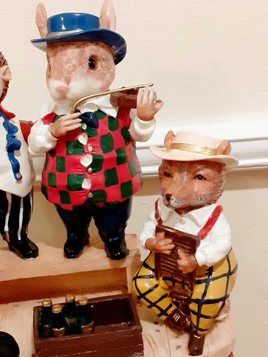 Красива сувенирна фигура "Еленската нощ"