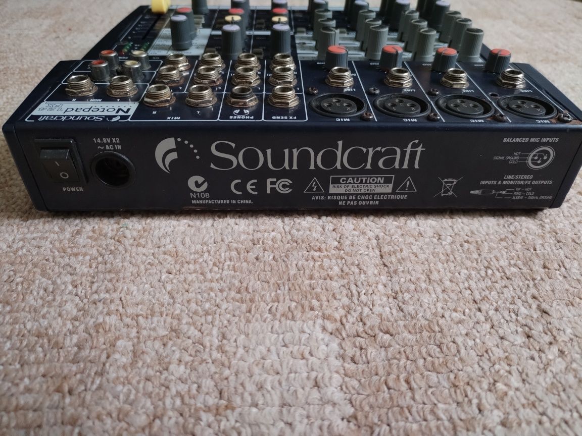 Mixer audio, chitara, Soundcraft Notepad 124FX