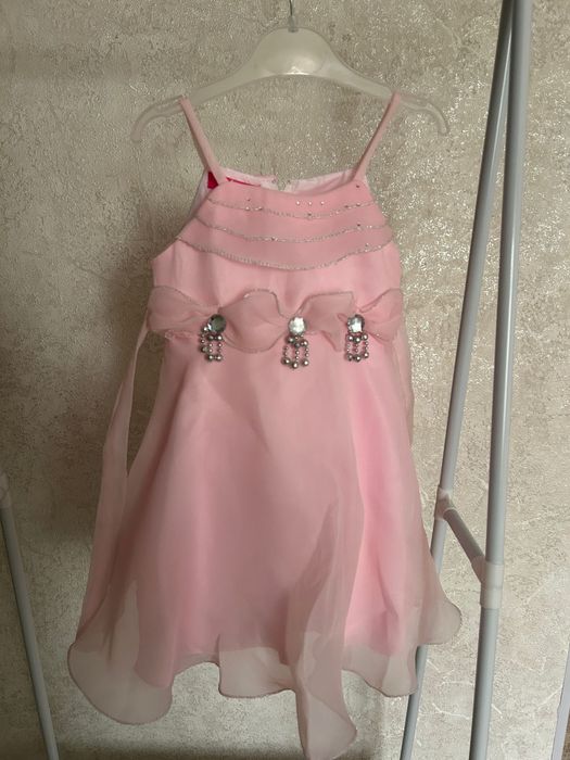 Платья детские нарядные