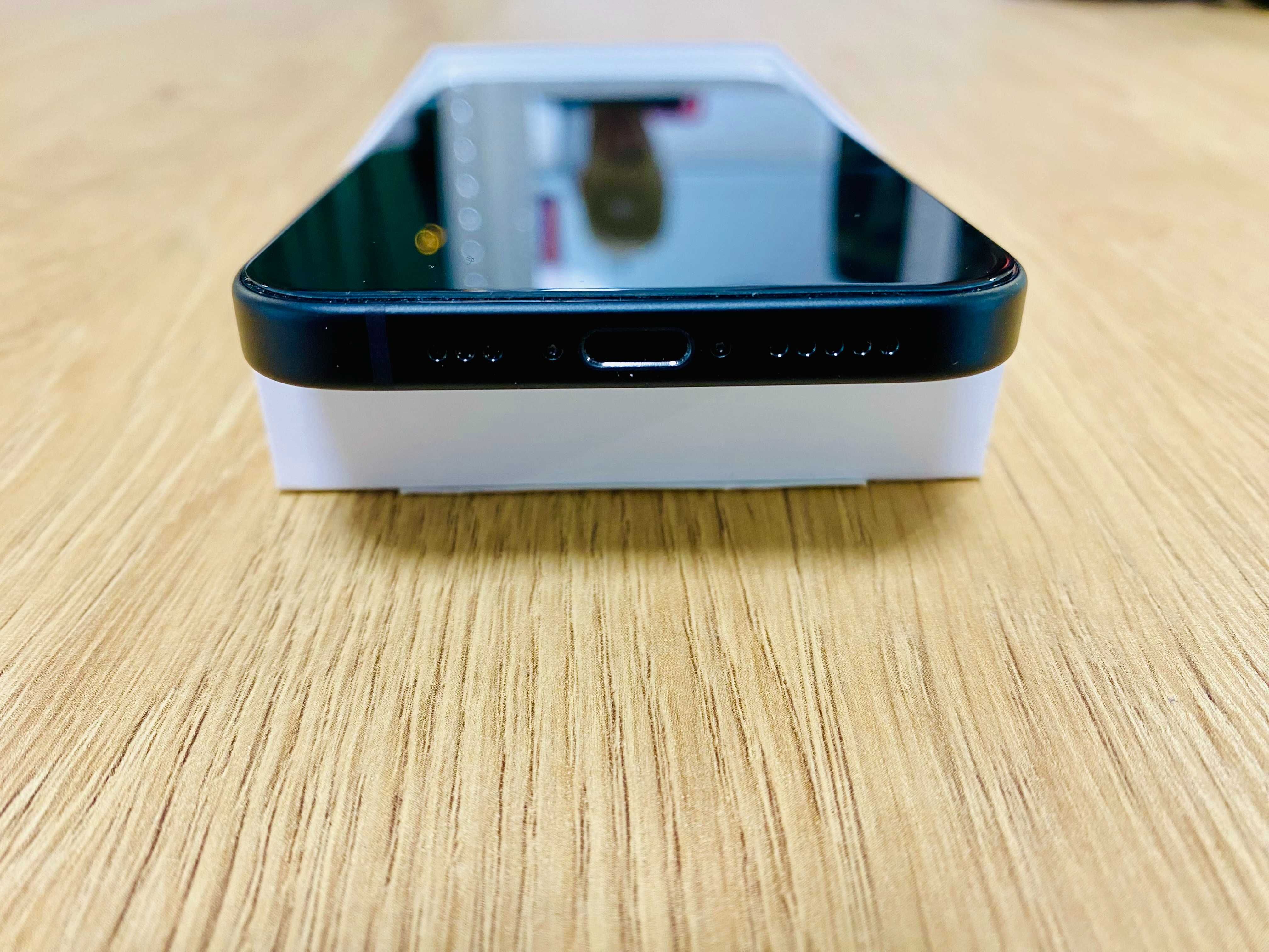 НОВ !!! Apple iPhone 15, 256GB, 5G, Black, Техномаркет