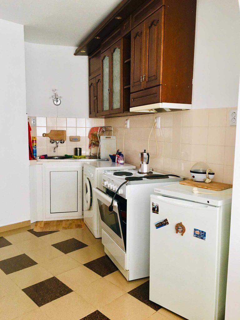 Дава се под наем Двустаен апартамент в Бургас, Център - 65 кв.м за 175 € - Снимка #7