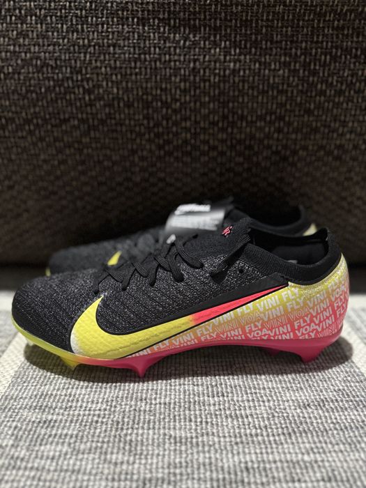 Ghete fotbal Nike Mercurial marimea 41, 42, 43