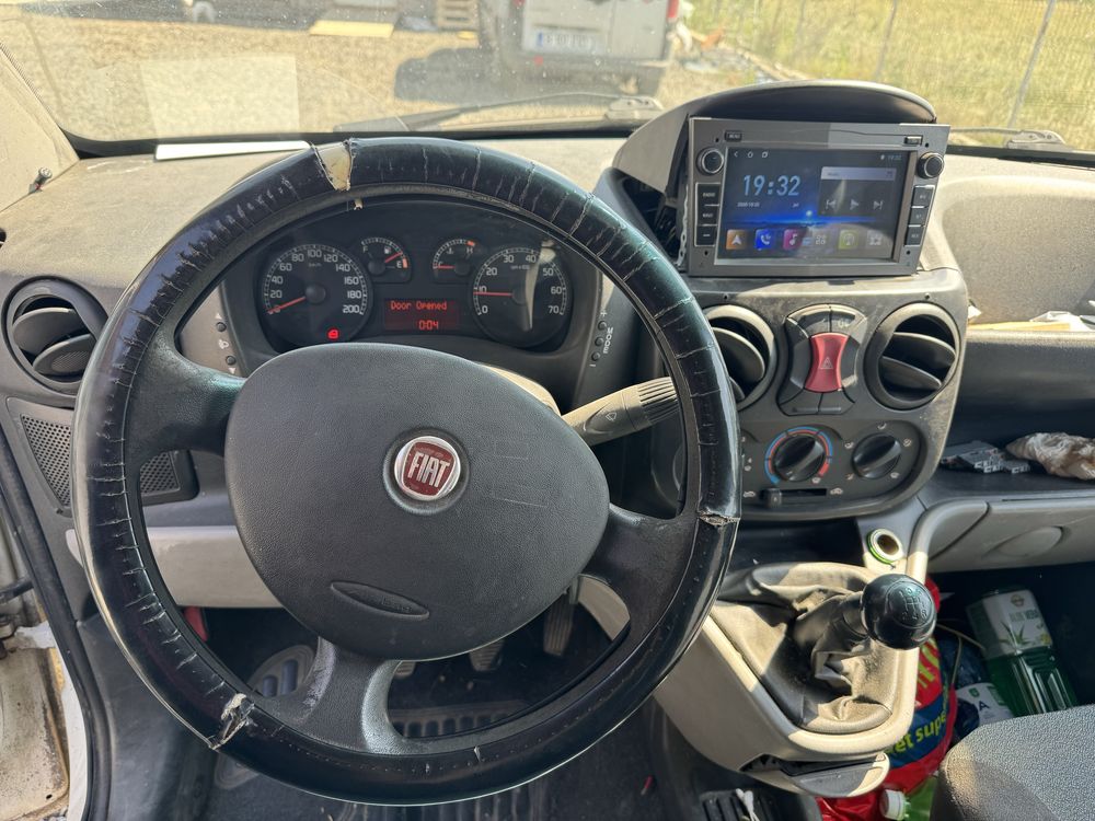 Vând fiat doblo 1.3 diesel din 2009