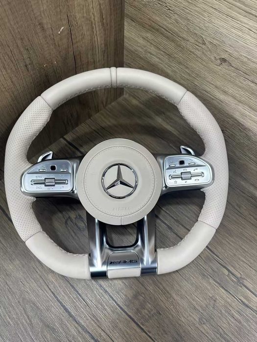 Mercedes Custom Спортен Волан – Персонализиран Дизайн!