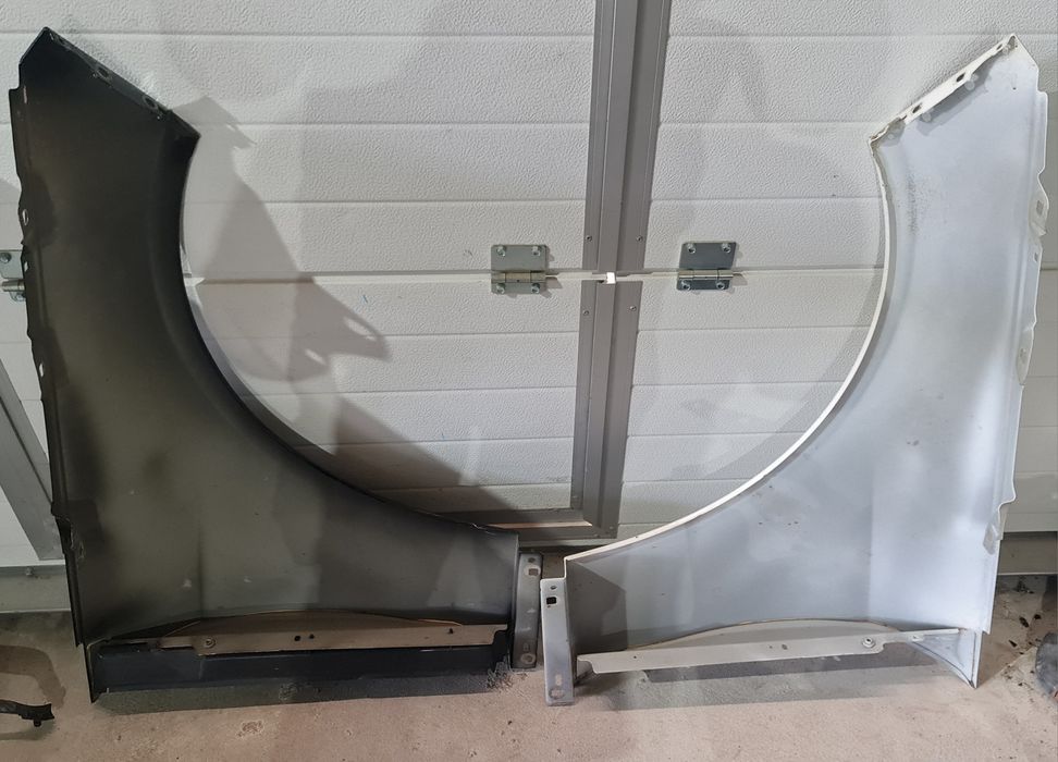 Aripa stanga dreapta Mercedes E Class W212 an:2009-2016