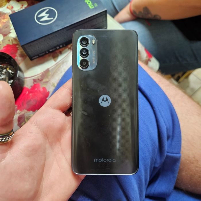 Motorola G82 5g                            .