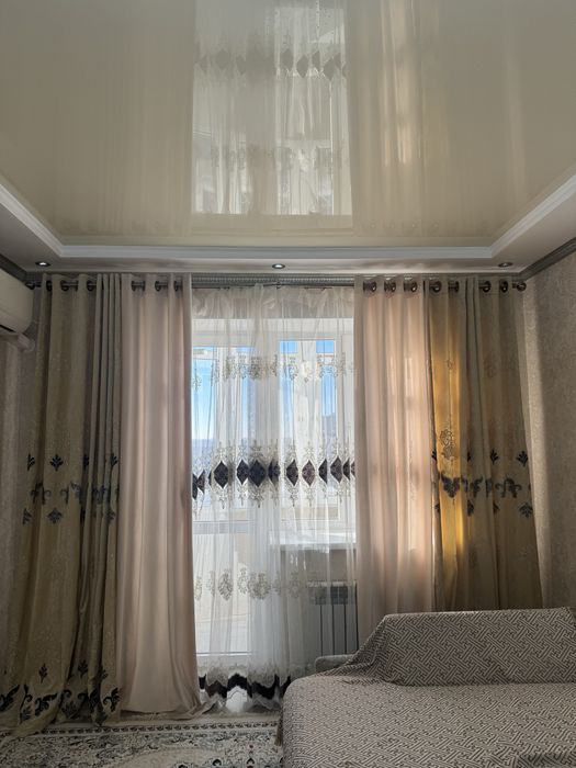 Шторы, тюль с карнизами вместе