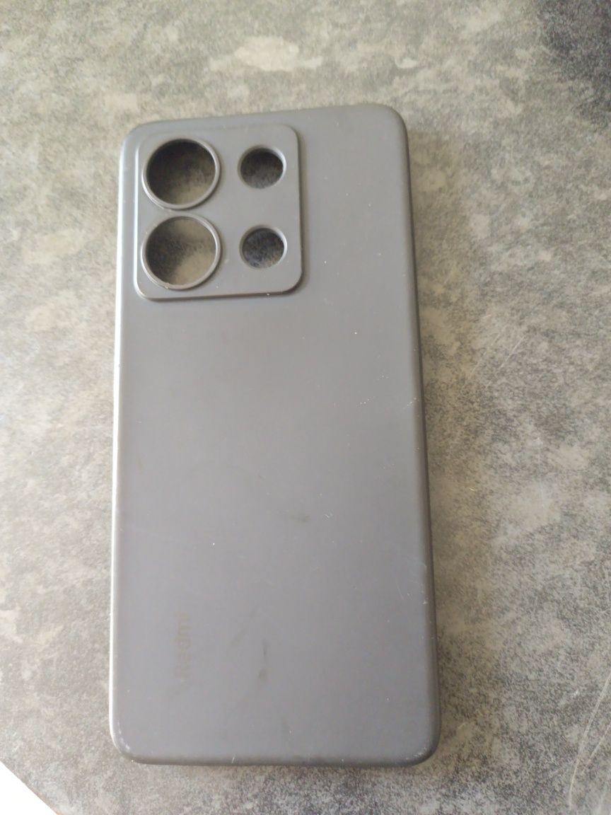 Чехлы на Redmi Note13