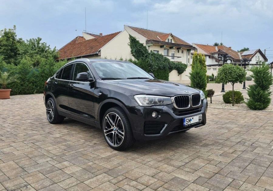 BMW x4 an 2015 luna a 2. inmatriculat in Ro  in 2021.