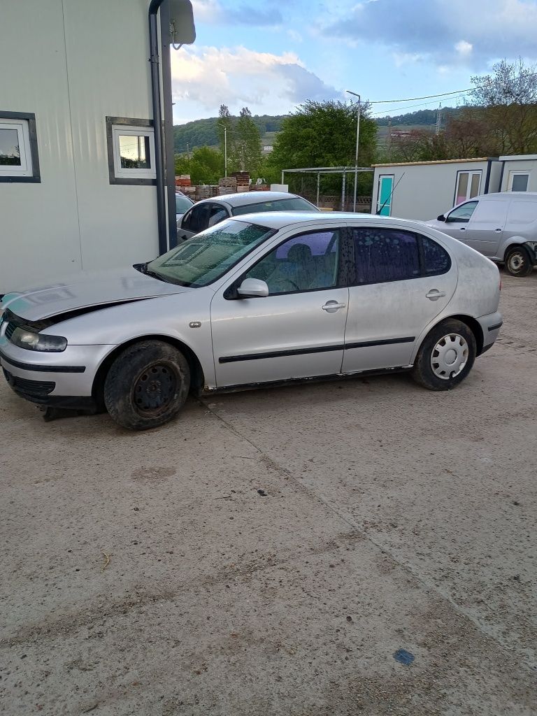 Dezmembrez/Dezmembrări Seat leon