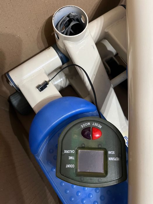 Stepper fitness cu sprijin