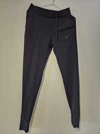 Pantaloni Nike XS