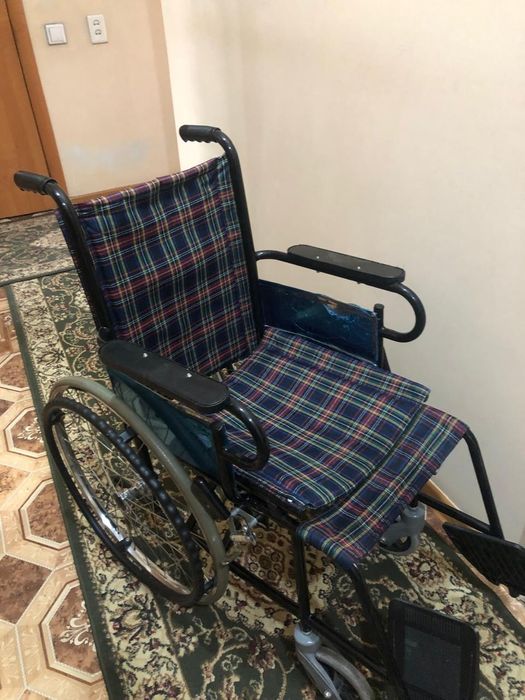 Инвалидная коляска за 15 тыс.