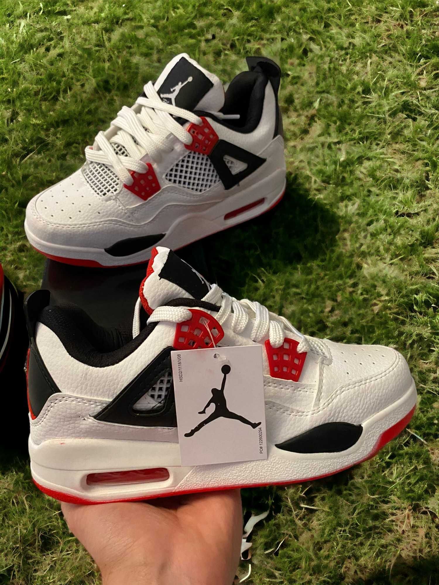 Nike Jordan 4 Red Fire / Adidasi Noi