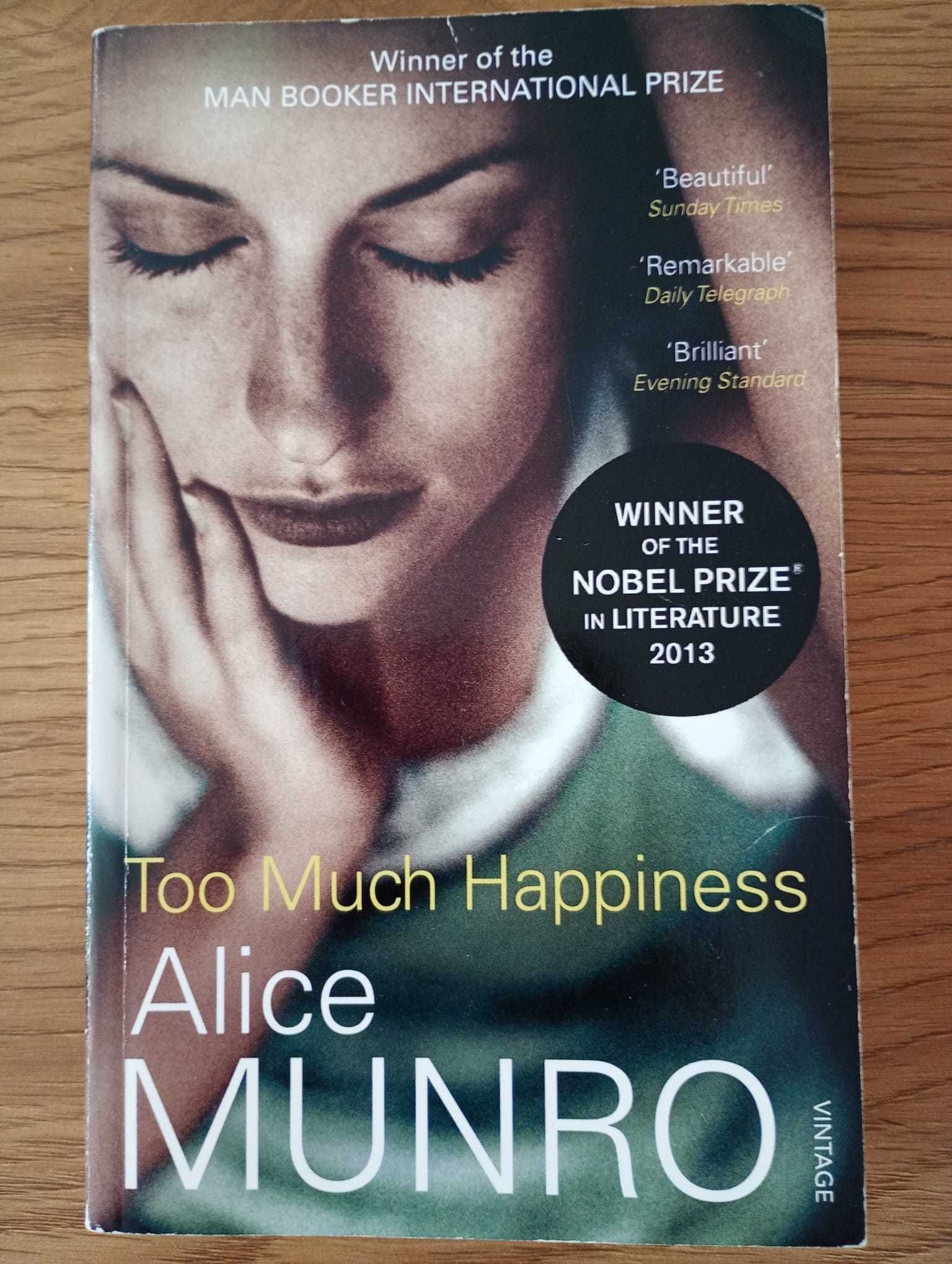 Cartea "Too Much Happiness" Alice Munro (in engleza)