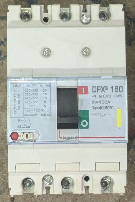 Силовой автомат Legrand DPX³ 160 3P 100А (Арт. 4 200 05)