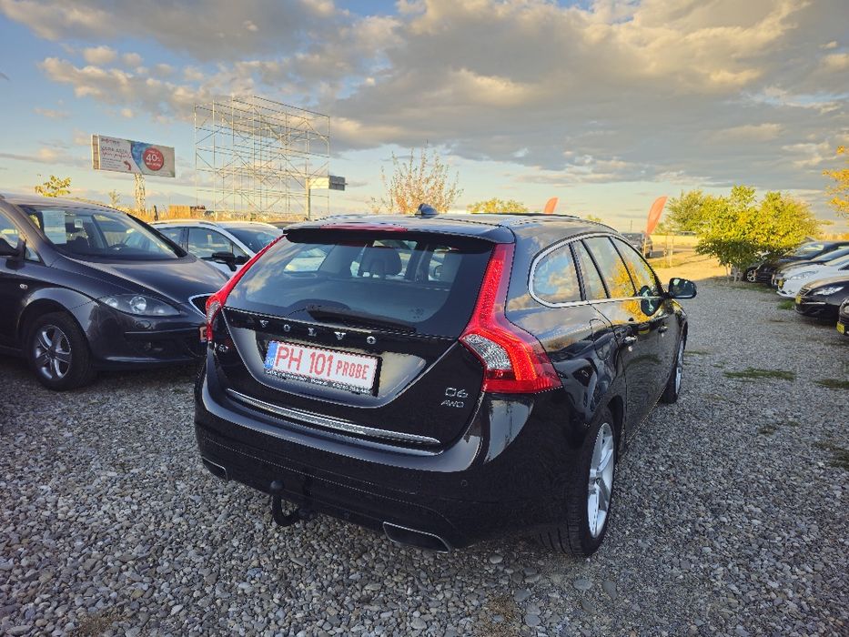 Volvo V60 Plug in Hybrid Trapa Navi 4x4