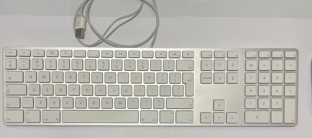 Tastatura / mouse Apple