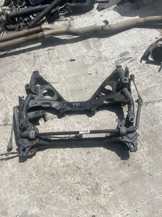 Преден мост бмв ф30 ф31 мост bmw f30 f31 предно магаре