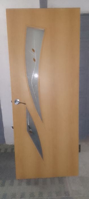 Двери межкомнатные бу