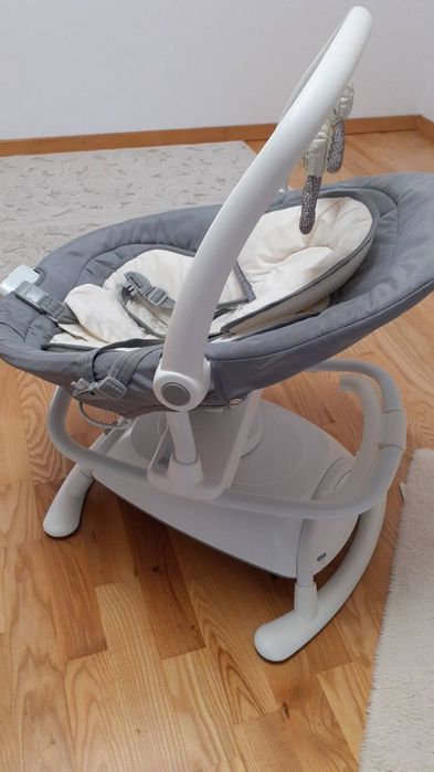 Leagan si balansoar rotativ JOIE bebelusi Sansa