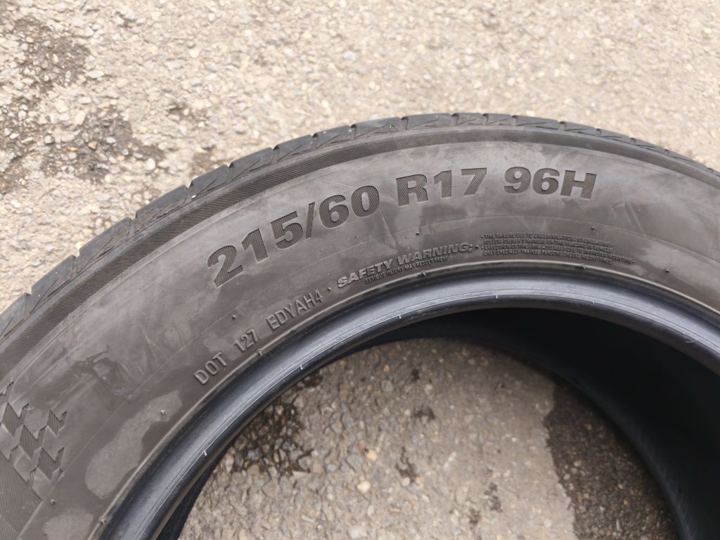 215/60/17" 4бр Kumho ecsta hs51,dot2622,7mm