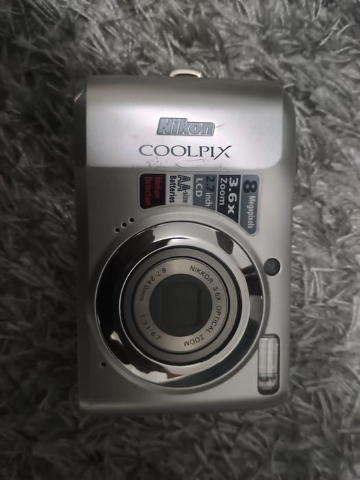 Aparat de fotografiat nikon l19