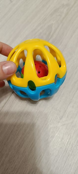 Minge zornaitoare bebe