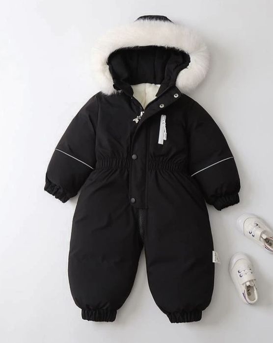 Продам детский комбинезон