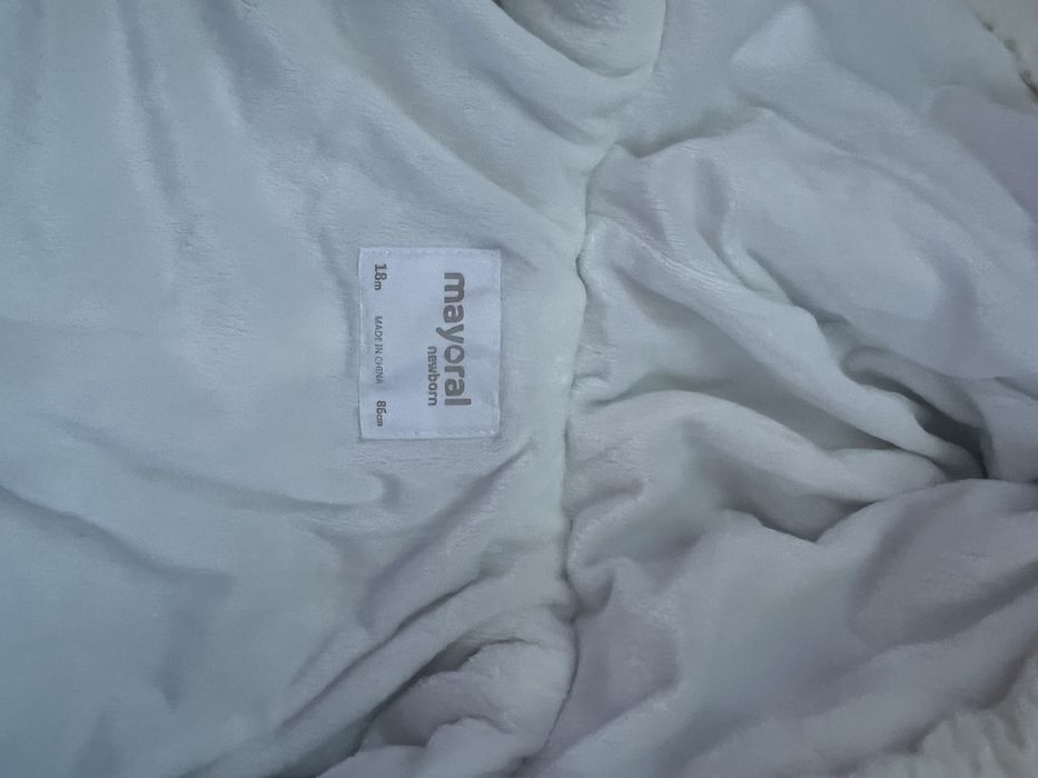 Якета и зимни космонавти 86 см  подарък шапки