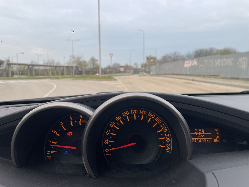 Toyota Verso 2009 2.0D4D 126к.с. 3 КЛЮЧА, КАТО НОВА