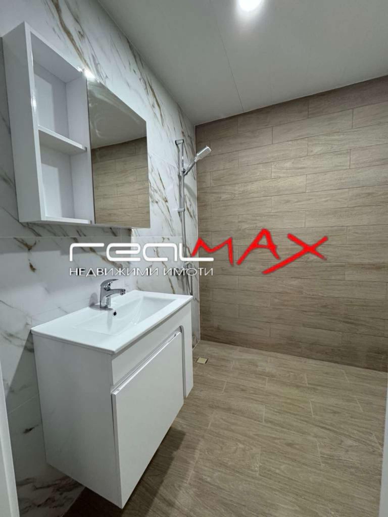 Продава се Двустаен апартамент в Казанлък - 53 кв.м за 1684 €/кв.м - Снимка #10