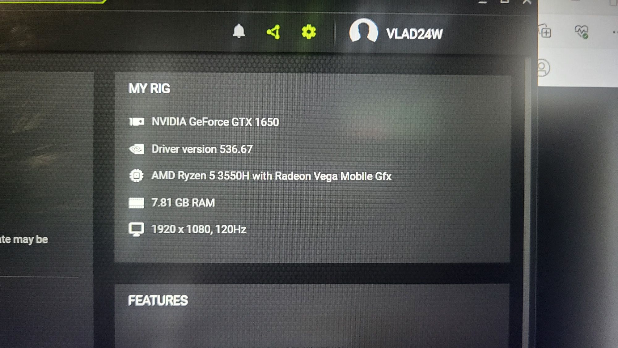 vând leptop gaming gtx 1650 AMD ryzen 5 3550h și un ssd256 120hz 8gb