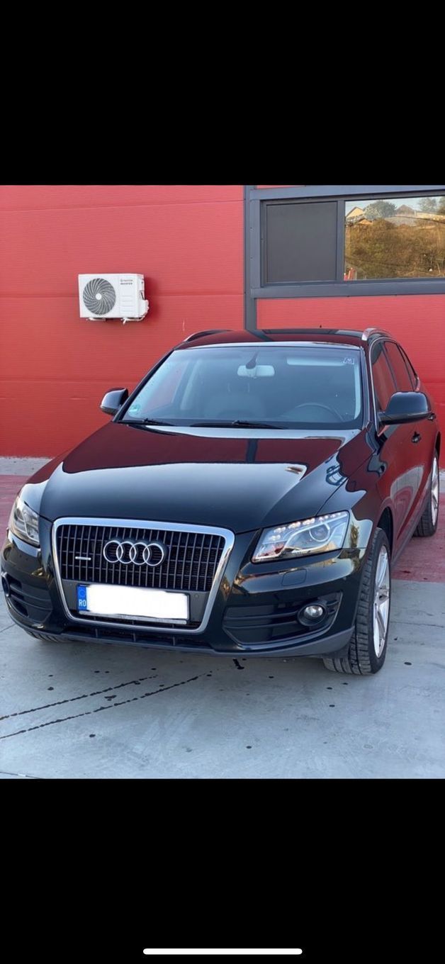 Dezmembram Audi Q5 2.0 TDI automat quattro din 2011