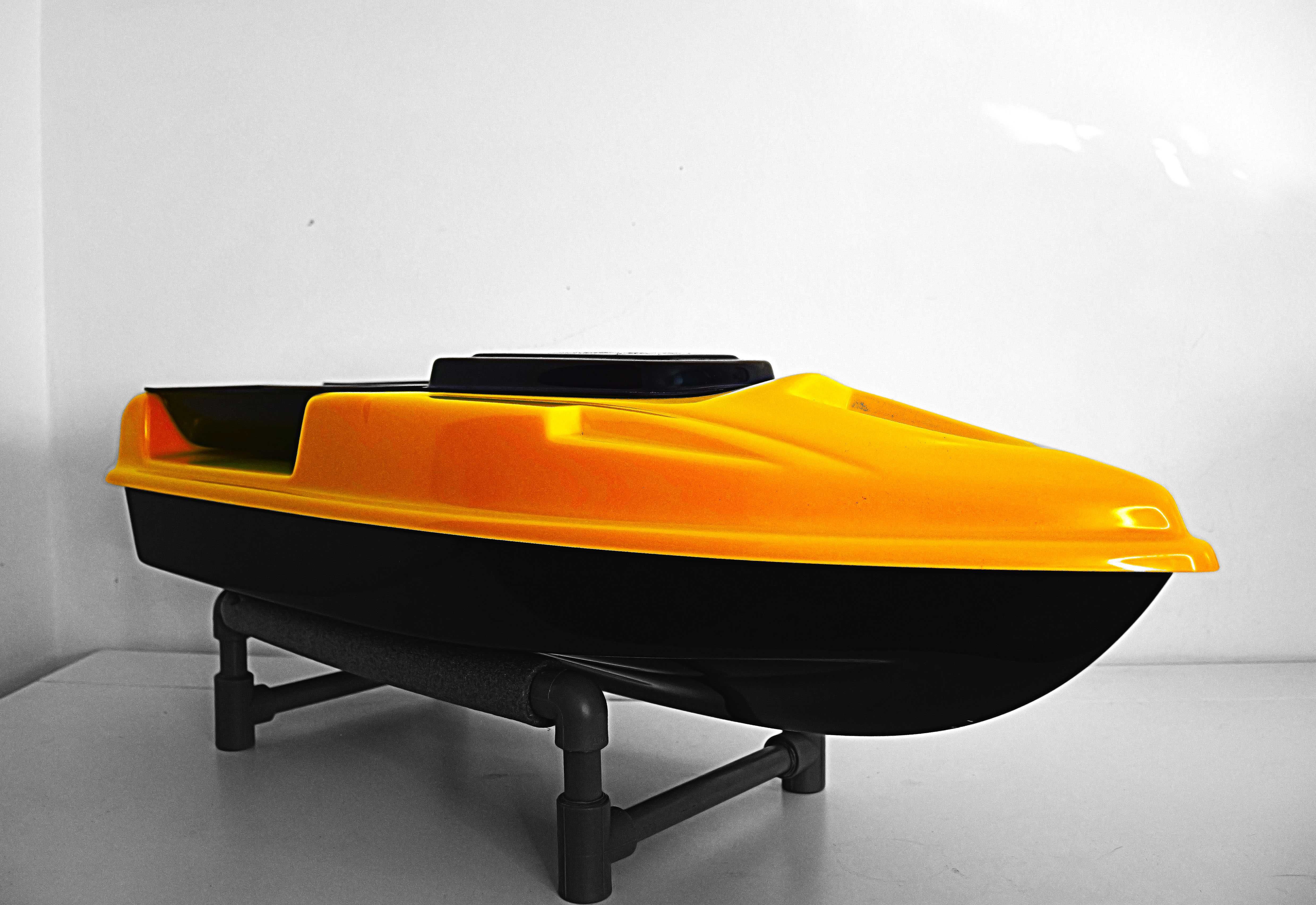 Coca Navomodel Platat EVO HYBRID WATERCRUISER Culori Neon