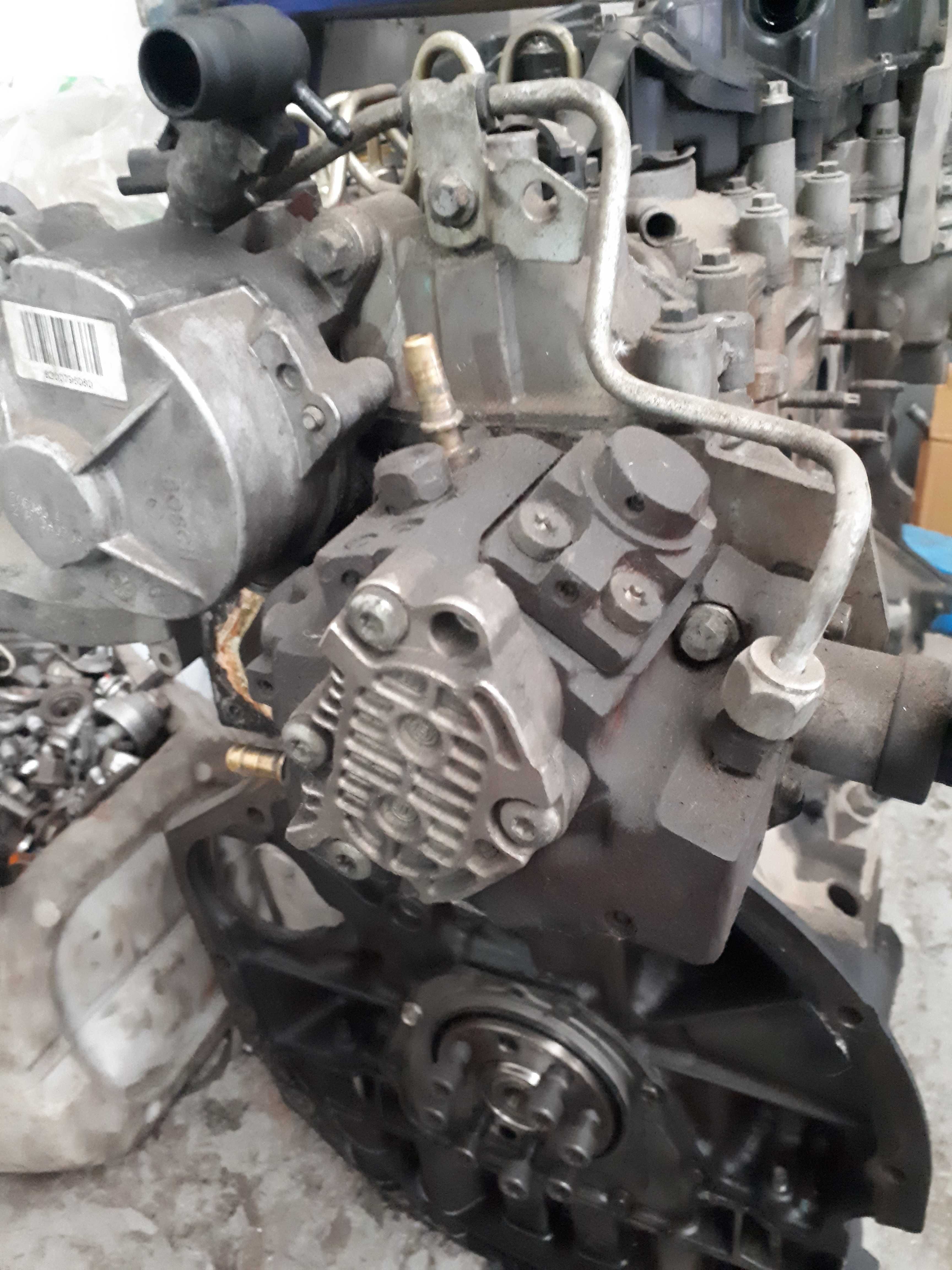 Motor renault koleos 4x4 2.0 dci m9r euro 4 defect