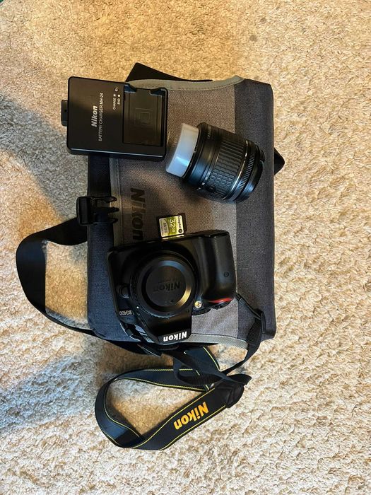 Aparat foto Nikon D3400 stare foarte buna