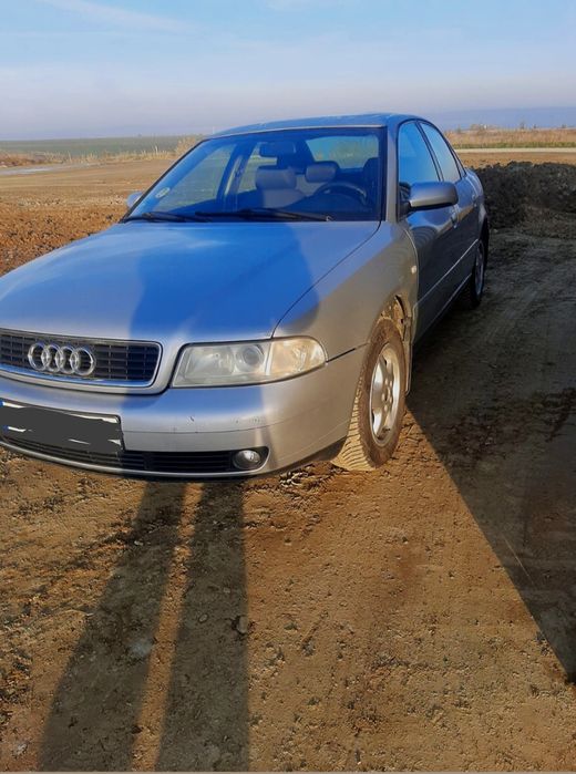 Vând Audi A4 b5 an 2000